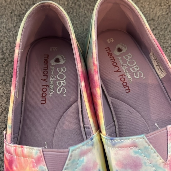 Bobs tie dye shoe. Size 8 - Picture 2 of 4